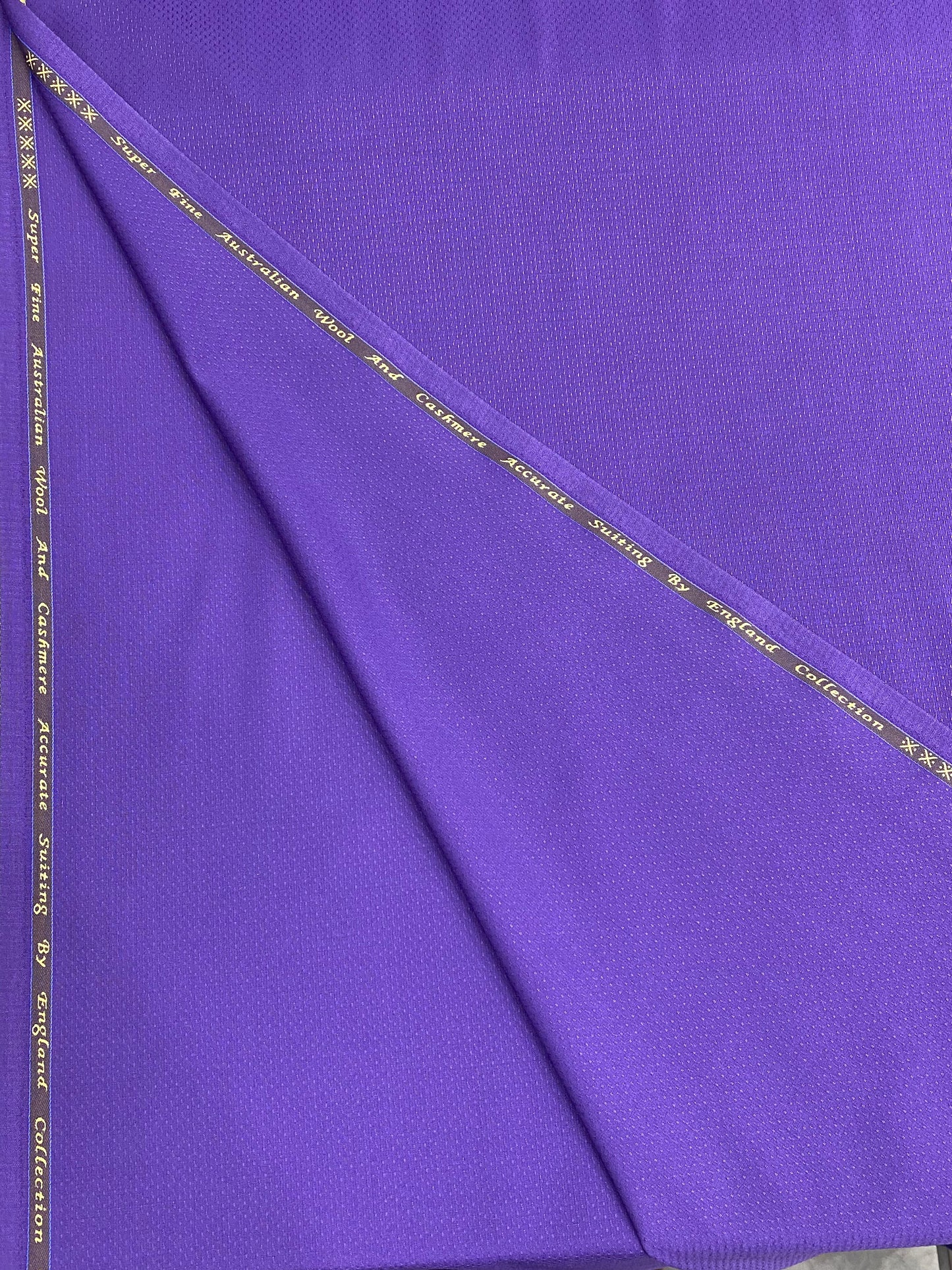 Imported Wash & Wear || Dotted Design C-1