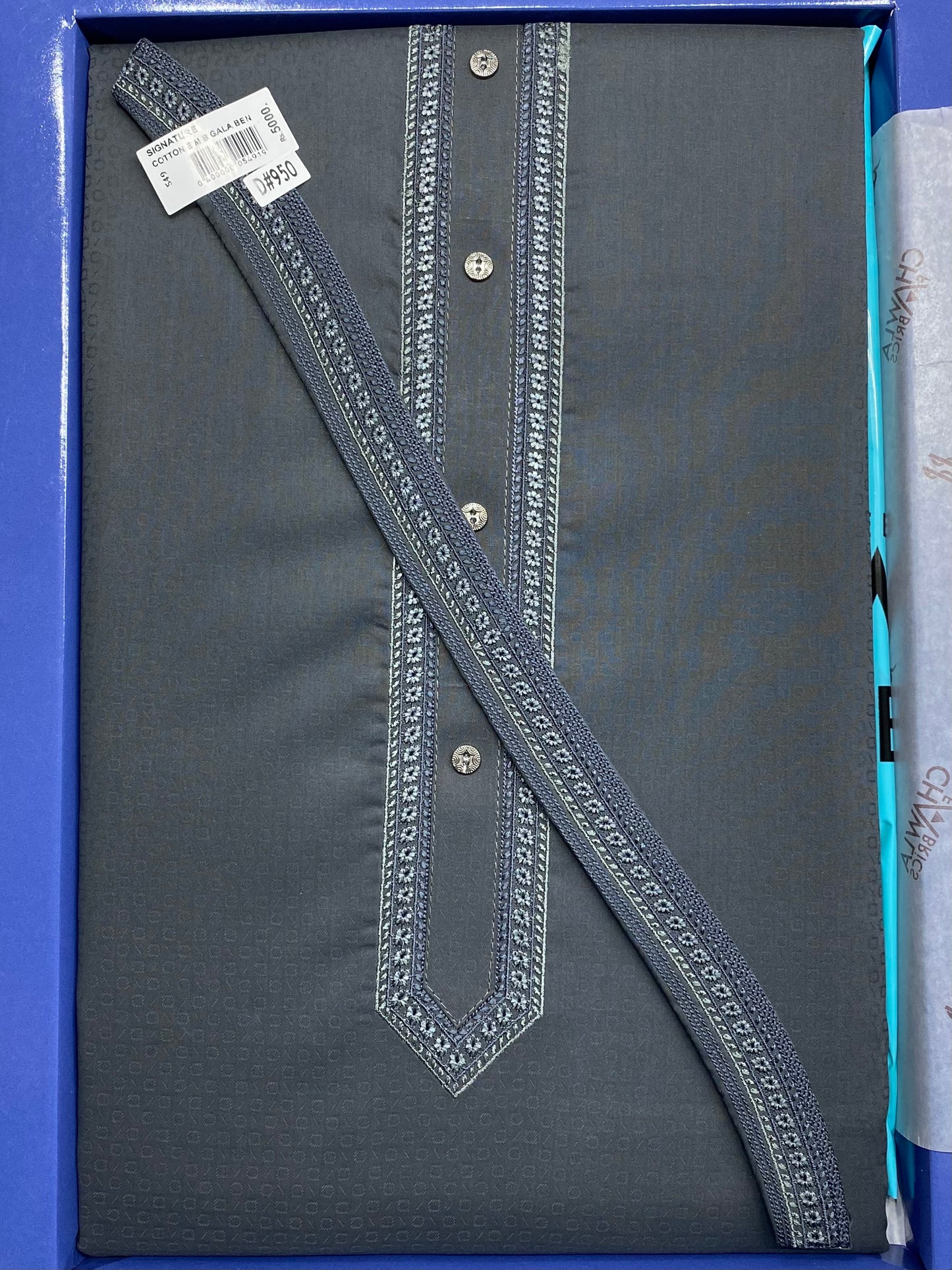 Signature Embroidery Suit D#808