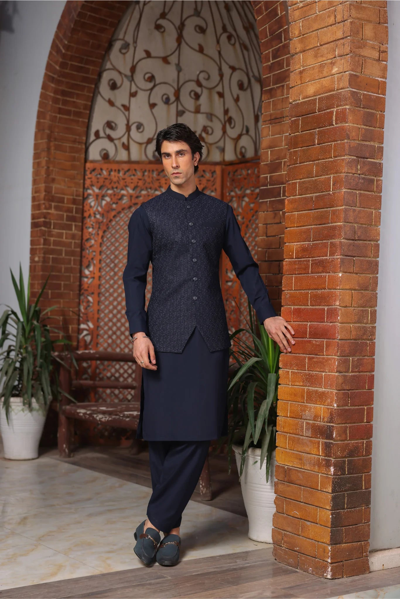 Suit with All-Over Waistcoat D#04 - Sufi Fabrics